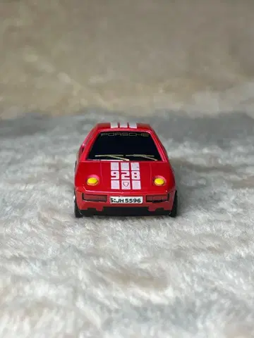 초로Q HG NO.044 포르쉐 928 레드 메탈릭