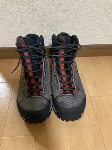 SIMMS 플라이웨이트 웨이딩 부츠