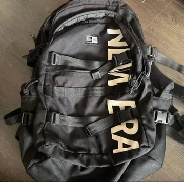 New Era 블랙 백팩