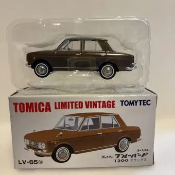 토미카 리미티드 빈티지 닷슨 블루버드