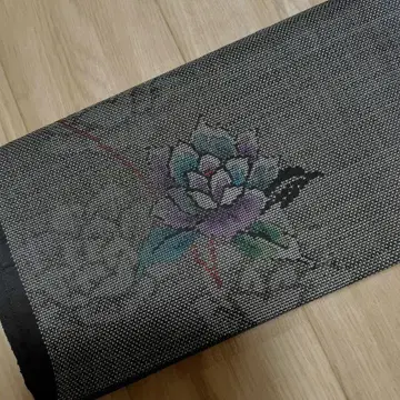 본고장 오시마 명주 고대 염색 순니염 옷감 꽃무늬 브라운 계열