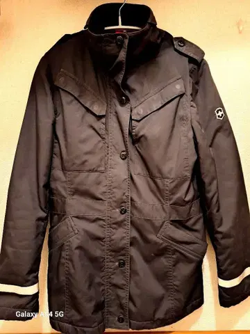 Victorinox 블랙 자켓 S