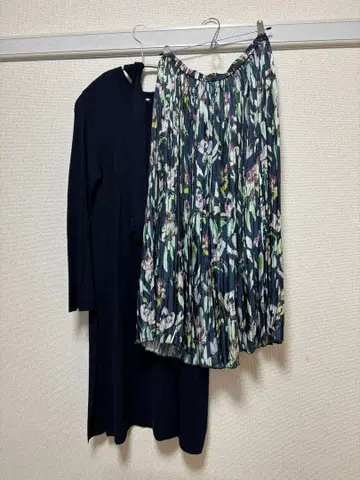 미라 오웬 플리츠 셋업 네이비