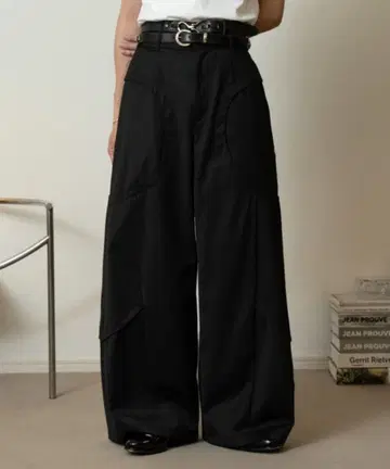 soerte 와이드 스트레이트 커브 턱 트라우저