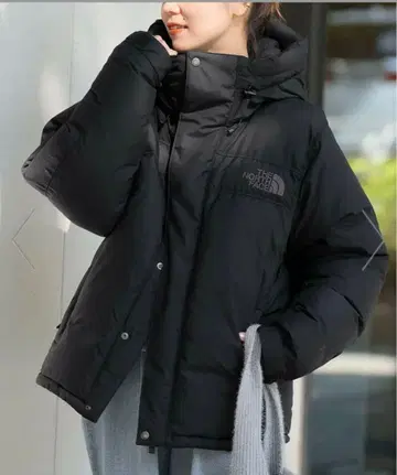 THE NORTH FACE 후드 부착 다운 자켓 블랙