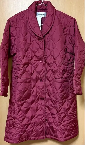 새상품 밀라 쇤 고급 퀼팅 가운 실크 100% 겉감 사용