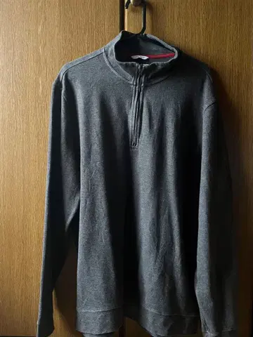 CALVIN CLEIN 하프 지퍼 맨투맨 캘빈클라인 맨투맨