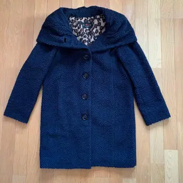 EVEX 네이비 코트 레오파드 무늬 안감