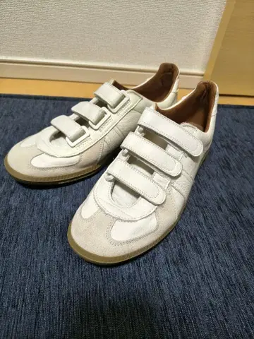 reproduction of found 저먼 트레이너 벨크로