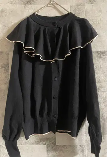 SLOBEINEA 슬로브 이에나 프릴 칼라 가디건