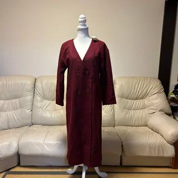 버건디 더블 브레스트 롱 코트