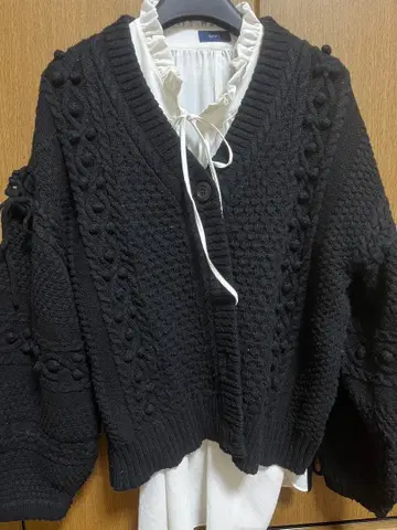 신년 세일 벌룬 슬리브 니트 가디건 베로폰나 아키론