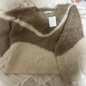 hinari 뉴앙스 샤기 니트 모카