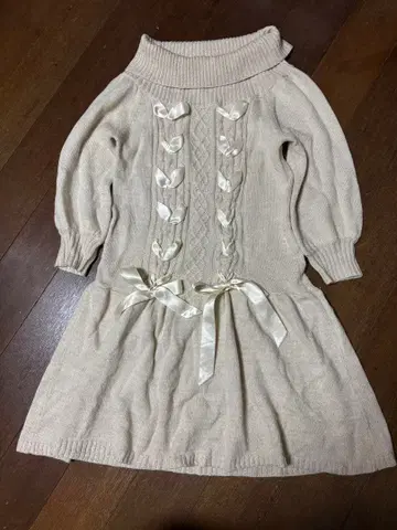 L'EST ROSE 베이지 니트 원피스