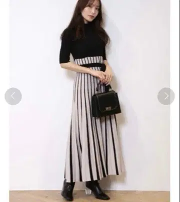 MERCURYDUO 배색 체인지 리브 5부 소매 니트 원피스