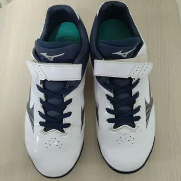 미즈노 야구 소프트볼 스파이크 화이트/네이비 23.5cm