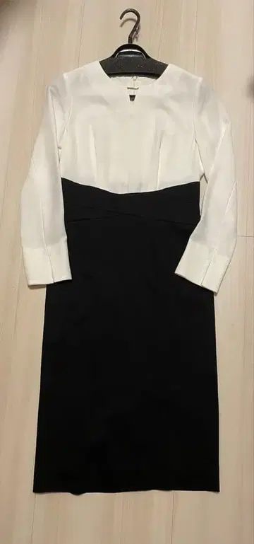 Pinky&Dianne 원피스 타이트 바이컬러 36 클리닝 완료