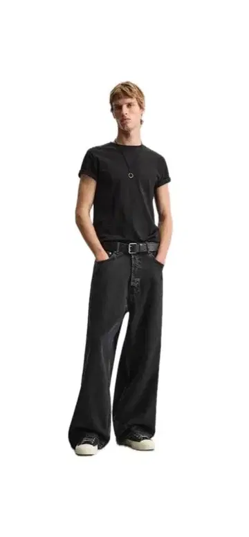 ZARA 블랙 엑스트라 배기 EUR 38