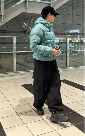 mont-bell 네쥬 다운 후드티