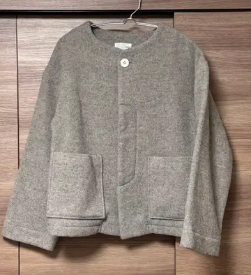 HUIS x 비슈 융모 울 플란넬 노카라 숏코트 라이트 그레이