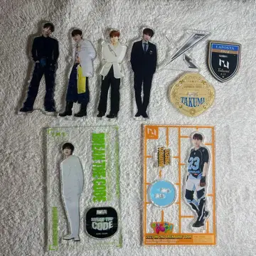 오자키 타쿠미 아크릴 스탠드 묶음 판매