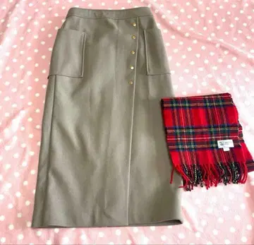 새상품급 아파트 바이 로리즈 따뜻한 타이트 스커트