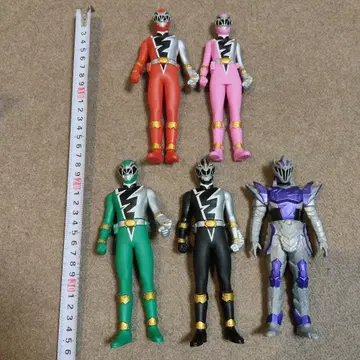 류소우저 소프트 비닐 피규어 5체 세트