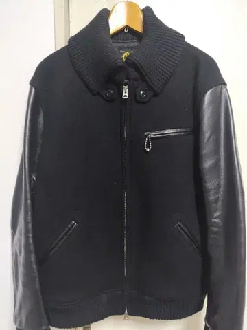 Gold 바시티 자켓 42 / 블랙