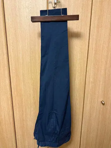 네이비 슬림핏 슬랙스 9부 기장