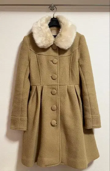 dazzlin 롱 코트 A 라인 퍼 카라 부착