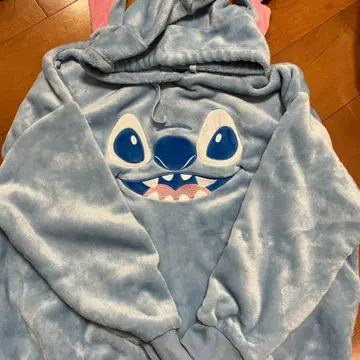 Disney 스티치 후드 부착 후드티