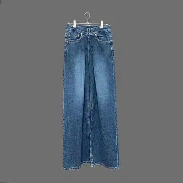 JOHN LAWRENCE SULLIVAN 워시드 데님 와이드 팬츠