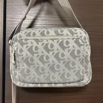 캘빈클라인 Calvin Klein 미니 숄더 카메라백