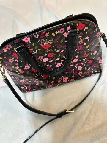 kate spade 플라워 프린트 숄더백