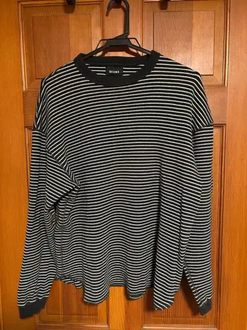 BEAMS 블랙 화이트 스트라이프 긴팔 트레이닝복