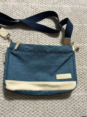 BOIS HUMAIN 숄더백 다크 블루/아이보리