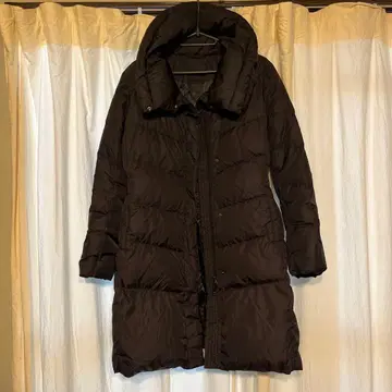 유니클로 다운 코트 M 사이즈