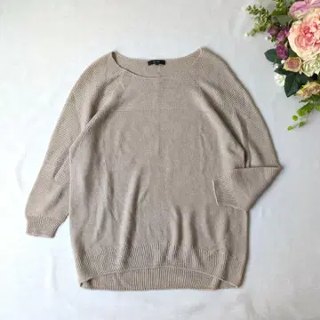 allureville 니트 풀오버 베이지 계열 알아바일 사이즈 2