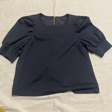 Sutudious 퍼프 슬리브 티셔츠 네이비 0사이즈