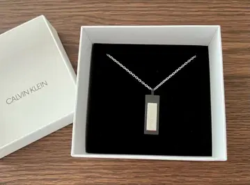 캘빈클라인 목걸이 플레이트 미사용 새상품 정국