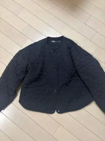 ZARA 자라 하트 퀼팅 자켓 블랙 XS