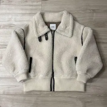 GYDA 보아 자켓 화이트