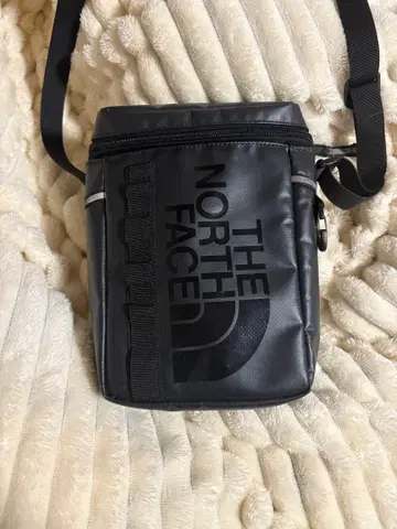 THE NORTH FACE 블랙 숄더백
