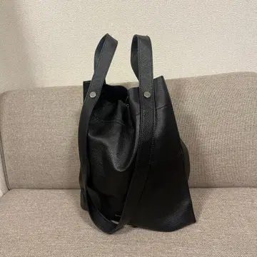 [BEAMS 구매] 블랙 가죽 숄더백