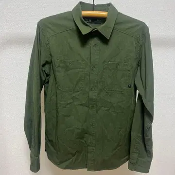 MOUNTAIN HARD WEAR 올리브 그린 셔츠