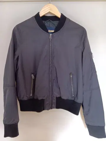 AMERICANEAGLE 아메리칸 이글 MA-1 스타일 자켓