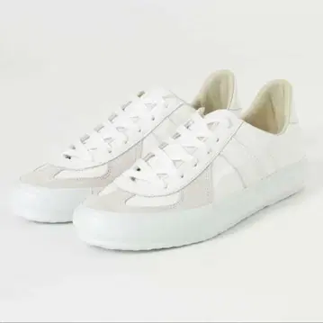 REPRODUCTION OF FOUND - German Trainer