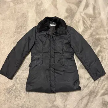 퍼 포함 블랙 다운 자켓 S 사이즈