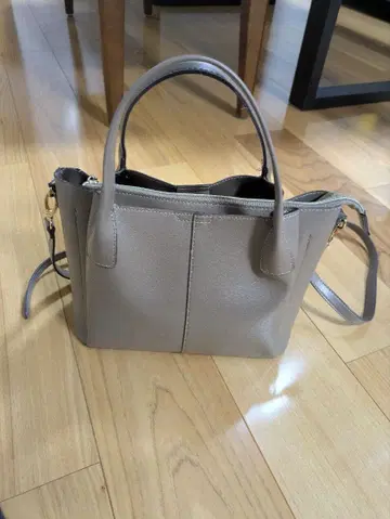 베이지 합성 피혁 다기능 숄더백 메루카리 마트 한정판