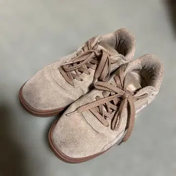 AIGLE 베이지 스웨이드 스니커즈